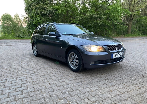 BMW Seria 3 cena 19999 przebieg: 282000, rok produkcji 2006 z Wałbrzych małe 172